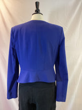 Load image into Gallery viewer, BCBG SIZE L jacket