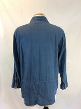 Load image into Gallery viewer, HESTER &amp; ORCHARD SIZE L Blouse