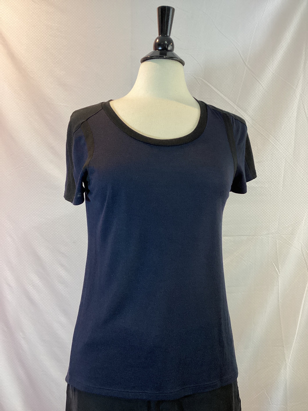 vince SIZE XS Top